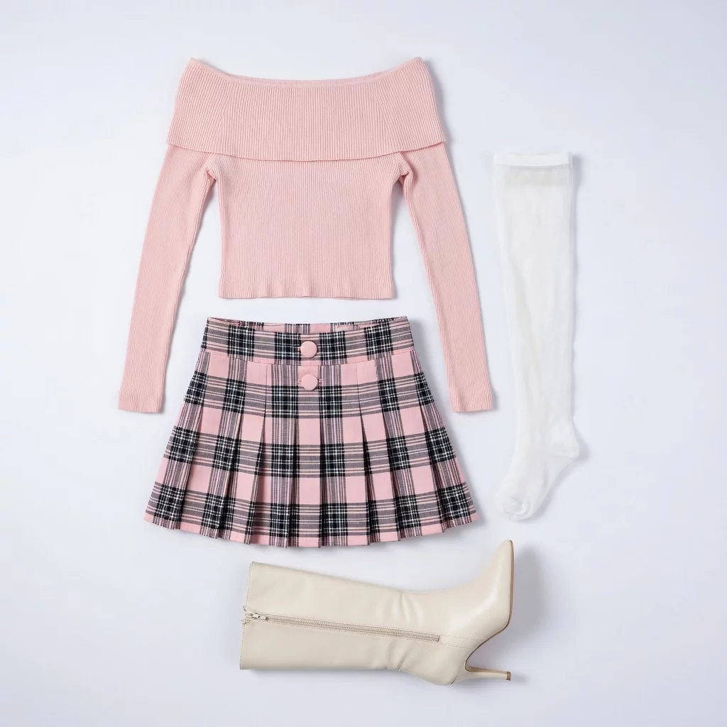 Look κοκέτ με ροζ καρό μίνι φούστα